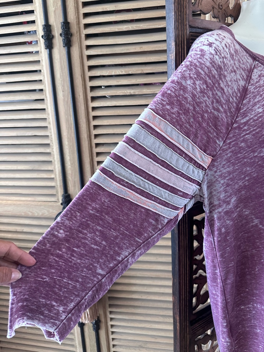 no comment Ny La Purple Long Sleeved Pull On Varsity Style Tee / T Shirt Top. - Picture 5 of 8